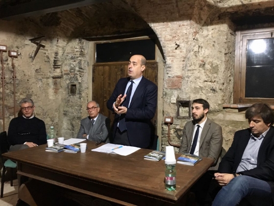 Zingaretti presenta recupero immobile Ater. 10 alloggi per studenti universitari con impianti all&#039;avanguardia